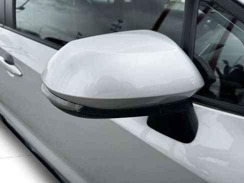 Used 2024 Toyota Corolla SE FWD image 10