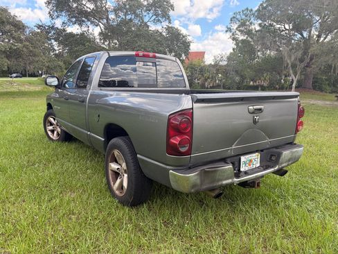 Used 2007 Dodge Ram 1500 Truck SLT RWD image 5