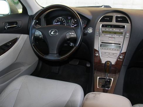 Used 2012 Lexus ES 350 FWD image 9