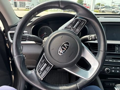 Used 2020 Kia Optima SE FWD image 7
