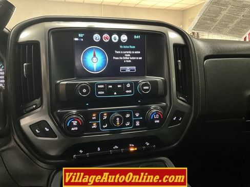 Used 2017 Chevrolet Silverado 1500 LTZ Z71 w/ LTZ Plus Package AWD/4WD image 19