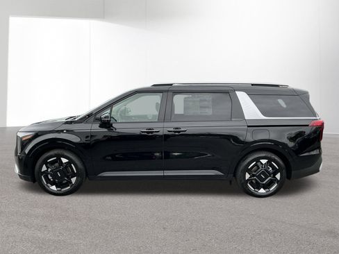 New 2026 Kia Carnival EX FWD image 6