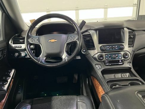 Used 2019 Chevrolet Tahoe Premier AWD/4WD image 8