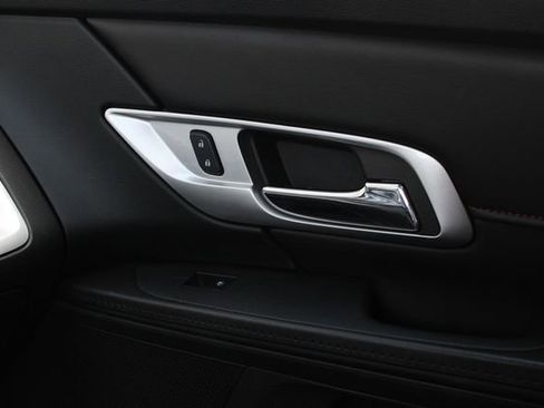 Used 2016 GMC Terrain SLE w/ Convenience Package image 18