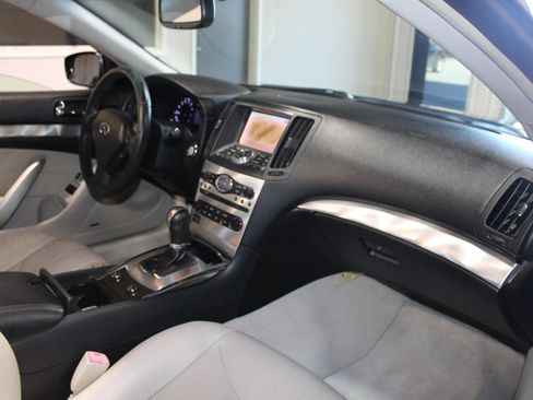 Used 2014 INFINITI Q60 Journey w/ Premium Package image 30