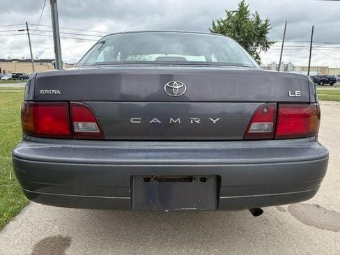Used 1996 Toyota Camry DX FWD image 13