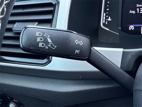 Used 2022 Volkswagen Atlas SE w/ Panoramic Sunroof Package image 29