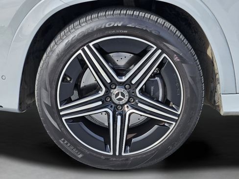 Certified 2025 Mercedes-Benz GLE 450 GLE 450 image 12