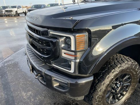 Used 2022 Ford F250 Lariat w/ Tremor Off-Road Package image 28