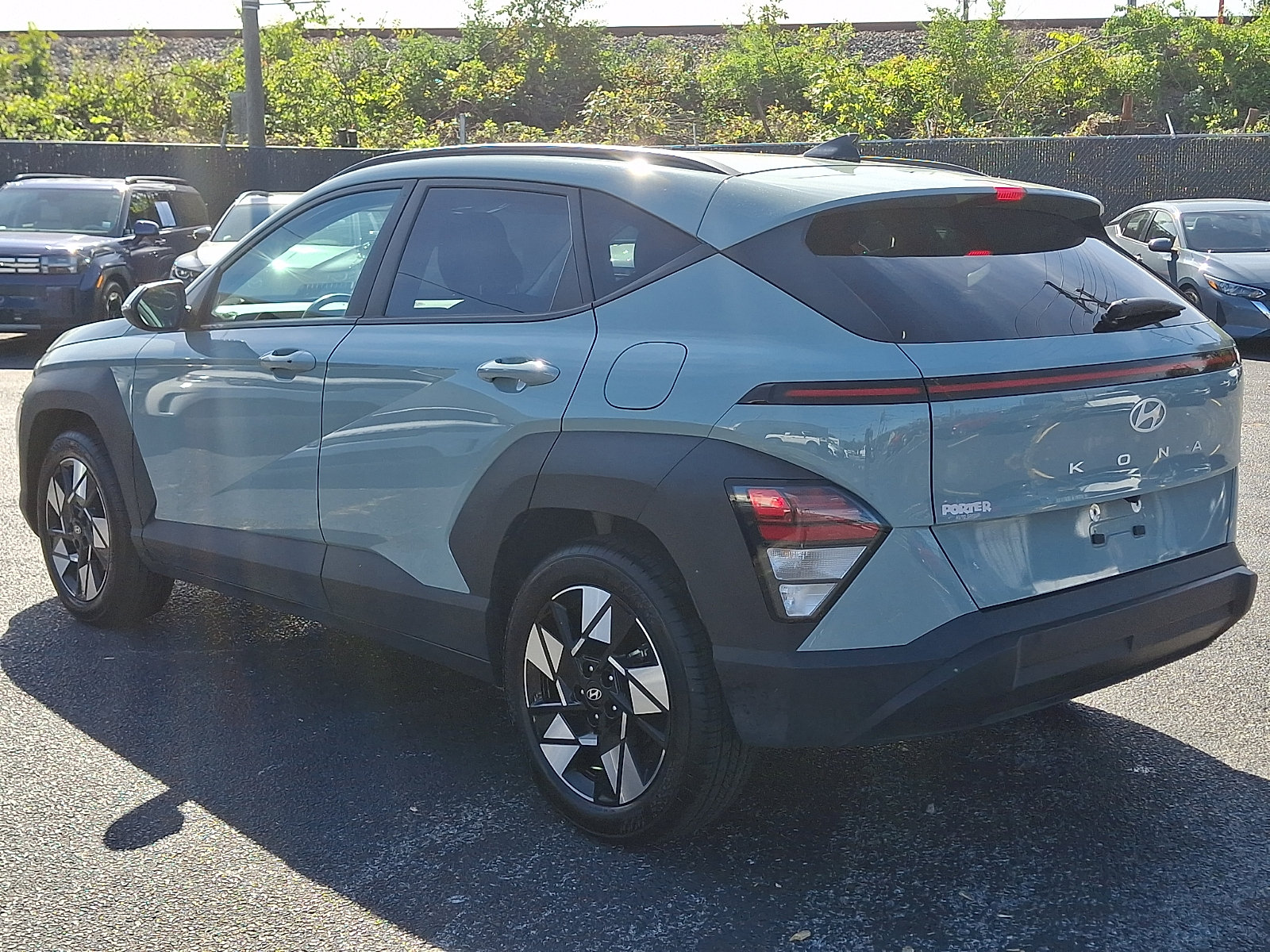 Certified 2025 Hyundai Kona SEL FWD image 4