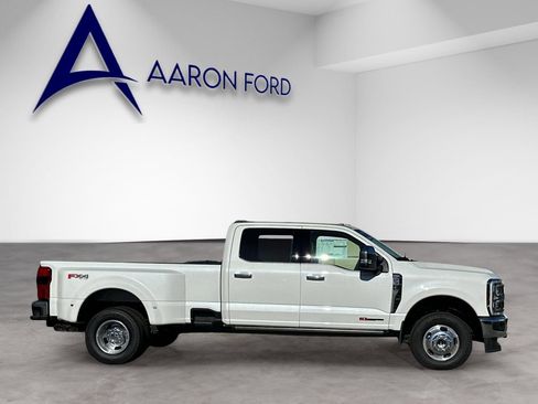 New 2025 Ford F350 Lariat w/ Lariat Ultimate Package image 6