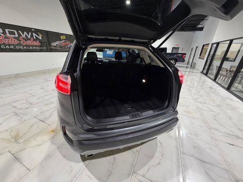 Used 2020 Ford Edge Titanium w/ Equipment Group 301A FWD image 13