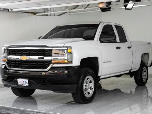 Used 2019 Chevrolet Silverado 1500 W/T w/ WT Convenience Package image 4