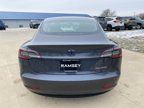 Used 2018 Tesla Model 3 image 5