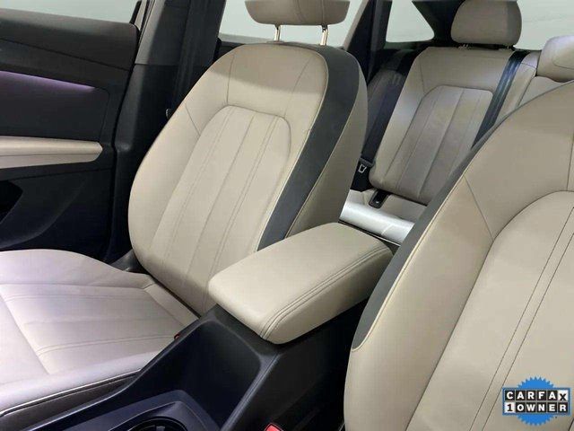 Used 2024 Audi Q4 e-tron Premium Plus w/ Premium Plus AWD/4WD image 65