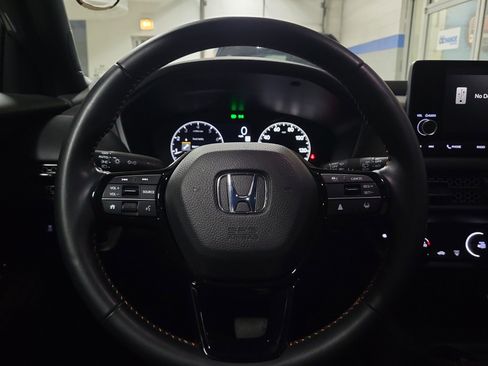 Certified 2025 Honda HR-V Sport image 21