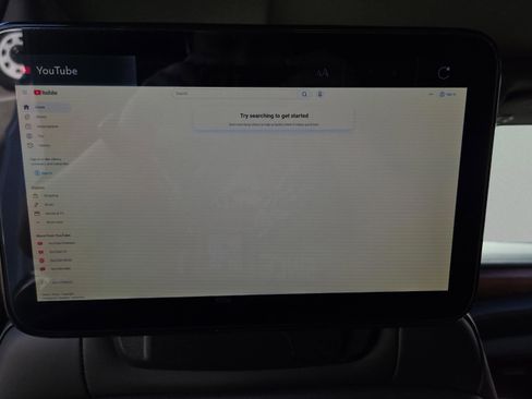 Used 2024 GMC Yukon Denali Ultimate image 12