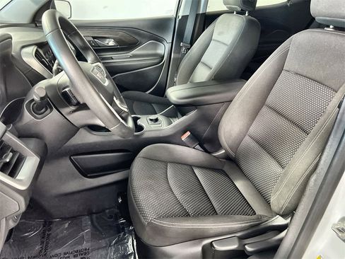 Used 2024 GMC Terrain SLE image 13