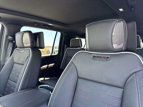 New 2026 GMC Yukon XL AT4 Ultimate AWD/4WD image 22