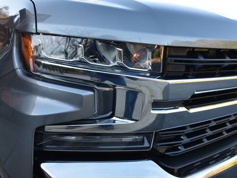 Used 2019 Chevrolet Silverado 1500 LT w/ All-Star Edition image 40