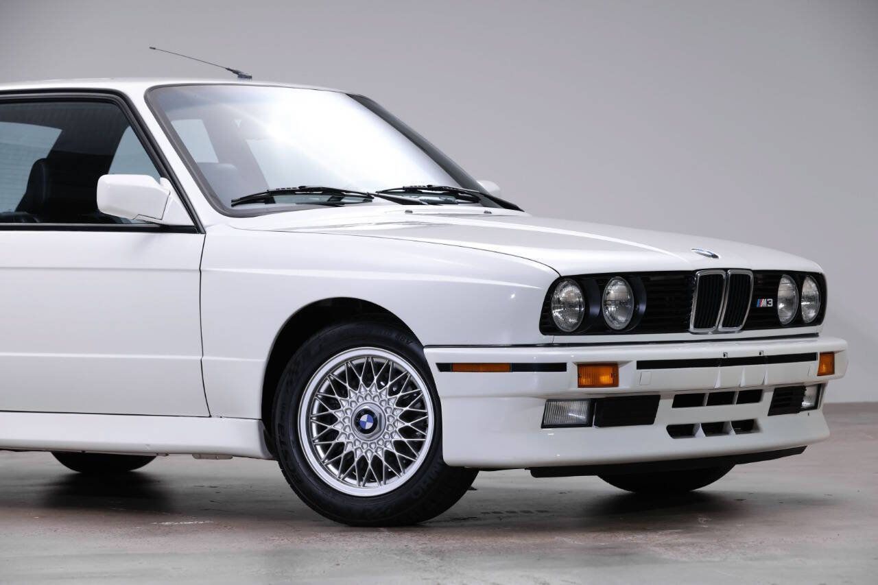 Used 1988 BMW M3 Coupe RWD image 4