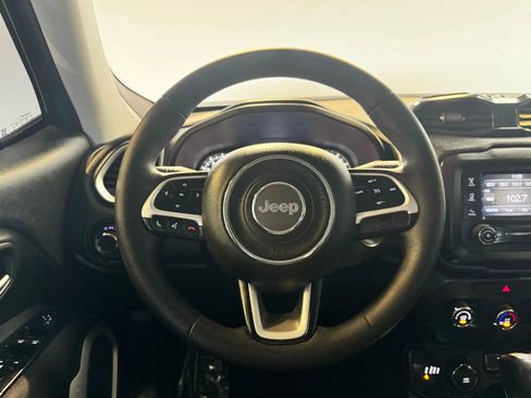 Used 2019 Jeep Renegade Sport image 11