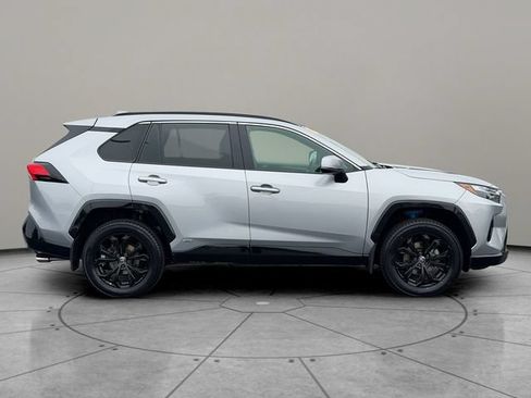 Certified 2022 Toyota RAV4 SE w/ Convenience Package AWD/4WD image 7