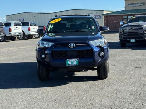 Used 2021 Toyota 4Runner SR5 Premium image 2