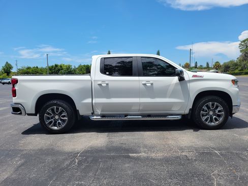 Certified 2024 Chevrolet Silverado 1500 LT AWD/4WD image 4
