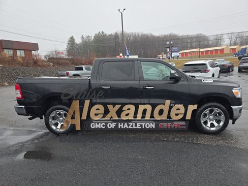 Used 2019 RAM 1500 Big Horn image 2