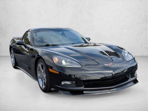 Used 2007 Chevrolet Corvette Coupe w/ Preferred Equipment Group image 3