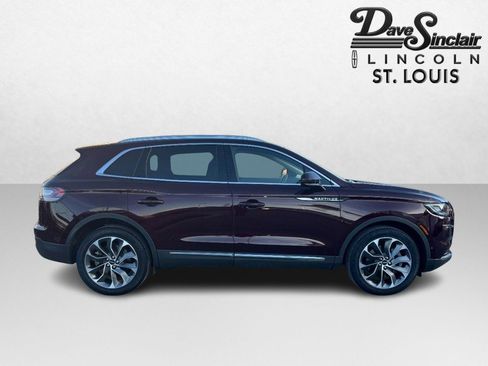 Certified 2022 Lincoln Nautilus Reserve w/ Equipment Group 201A image 4