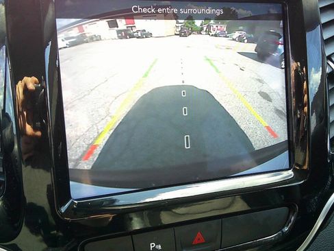 Used 2020 Jeep Cherokee Limited AWD/4WD image 27