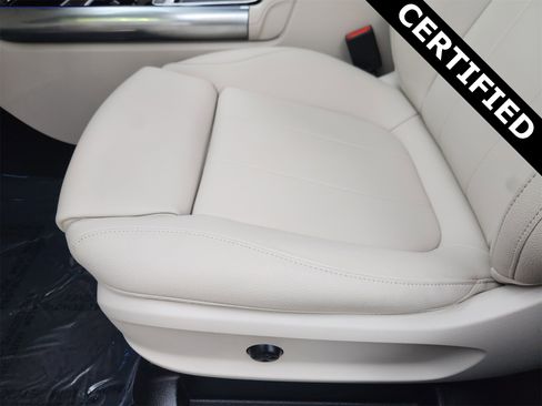 Certified 2025 Mercedes-Benz GLA 250 image 24