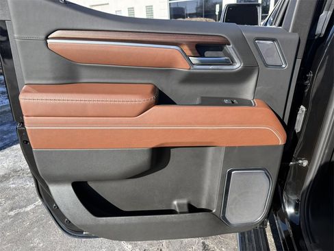 Certified 2025 GMC Sierra 1500 Denali Ultimate image 32