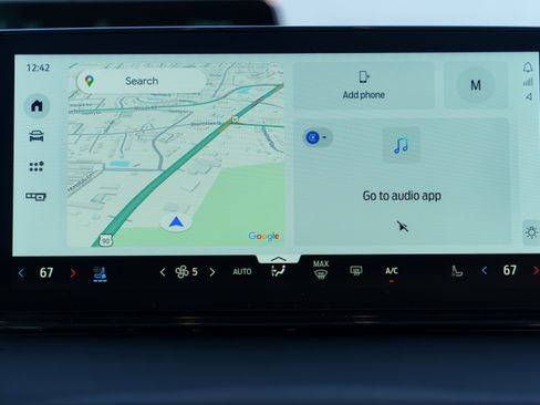 Used 2026 Ford Expedition Platinum image 32