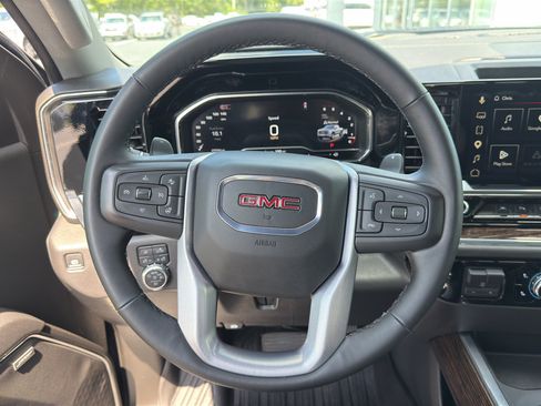 Used 2025 GMC Sierra 1500 Elevation AWD/4WD image 14