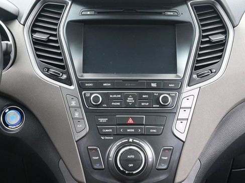 Used 2018 Hyundai Santa Fe SE Ultimate w/ SE Ultimate Tech Package 03 image 28