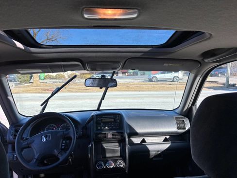 Used 2003 Honda CR-V EX image 17
