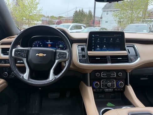 Used 2023 Chevrolet Tahoe Premier AWD/4WD image 24