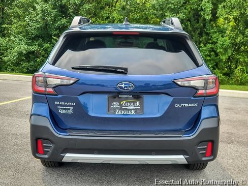 Used 2022 Subaru Outback Limited AWD/4WD image 5