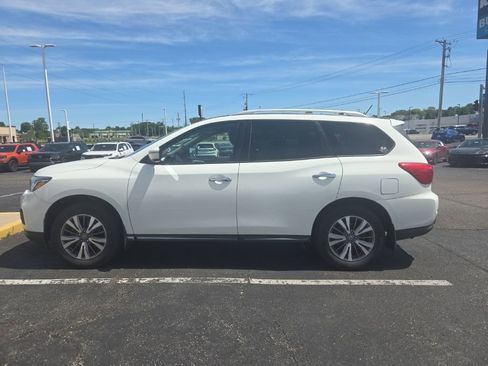 Used 2018 Nissan Pathfinder S AWD/4WD image 7