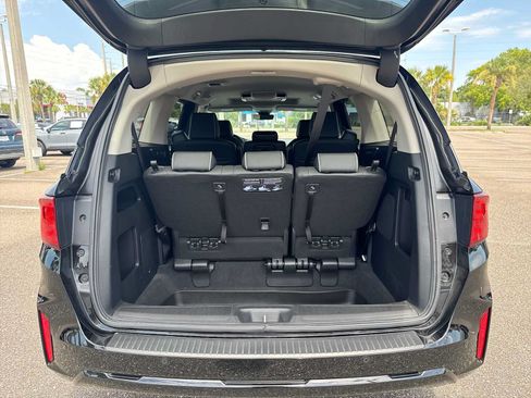 Certified 2026 Honda Odyssey Touring image 21