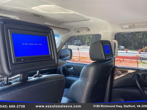 Used 2017 INFINITI QX80 4WD w/ Driver Assistance Package image 25