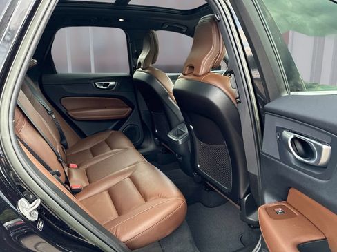 Used 2023 Volvo XC60 B5 Plus FWD image 20
