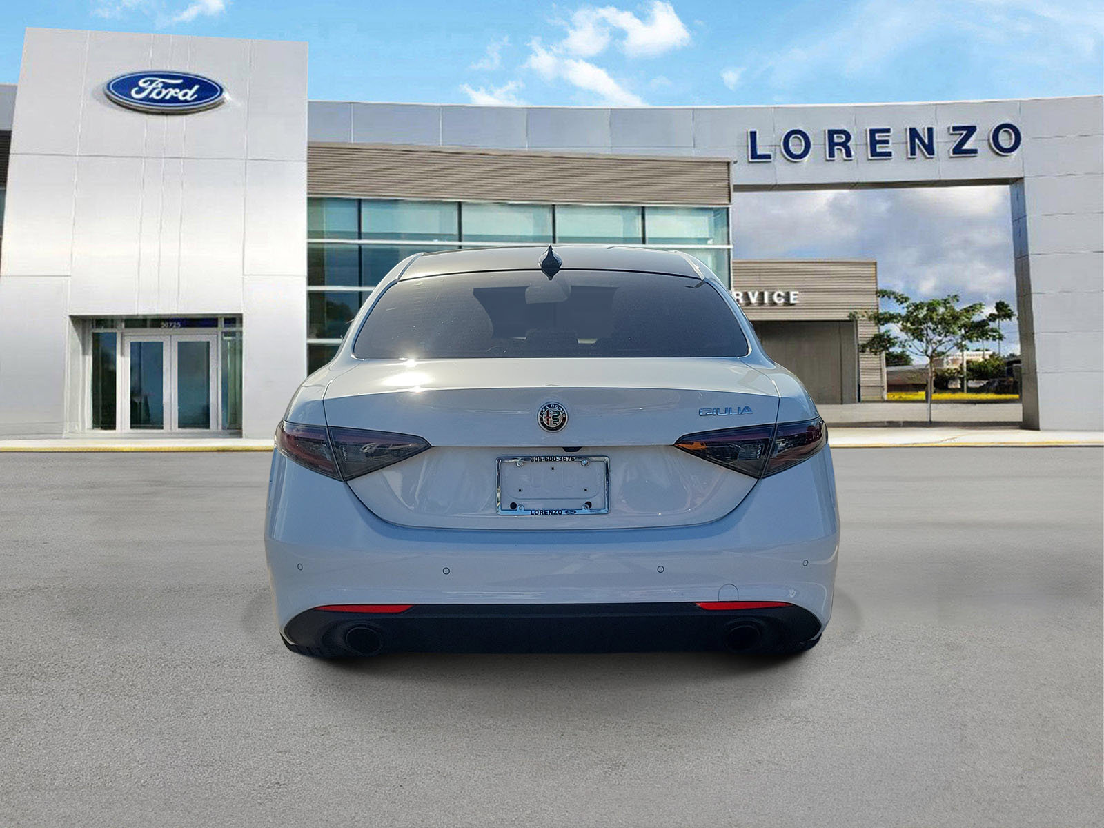 Used 2024 Alfa Romeo Giulia Ti RWD image 6