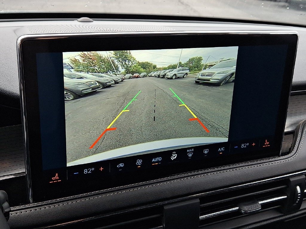 Certified 2024 Lincoln Corsair AWD image 18