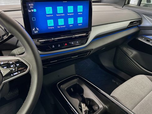 Used 2023 Volkswagen ID.4 Pro image 26