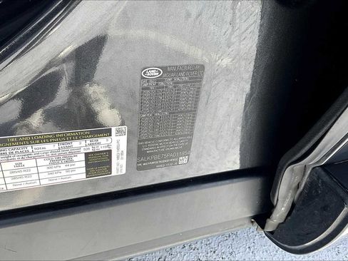 Used 2023 Land Rover Range Rover Long Wheelbase SE image 63