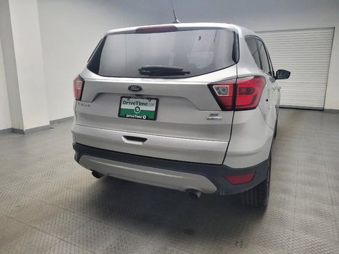 Used 2019 Ford Escape SE image 7